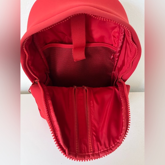 Dagne Dover Red Dakota Backpack Size Medium - Picture 6 of 9